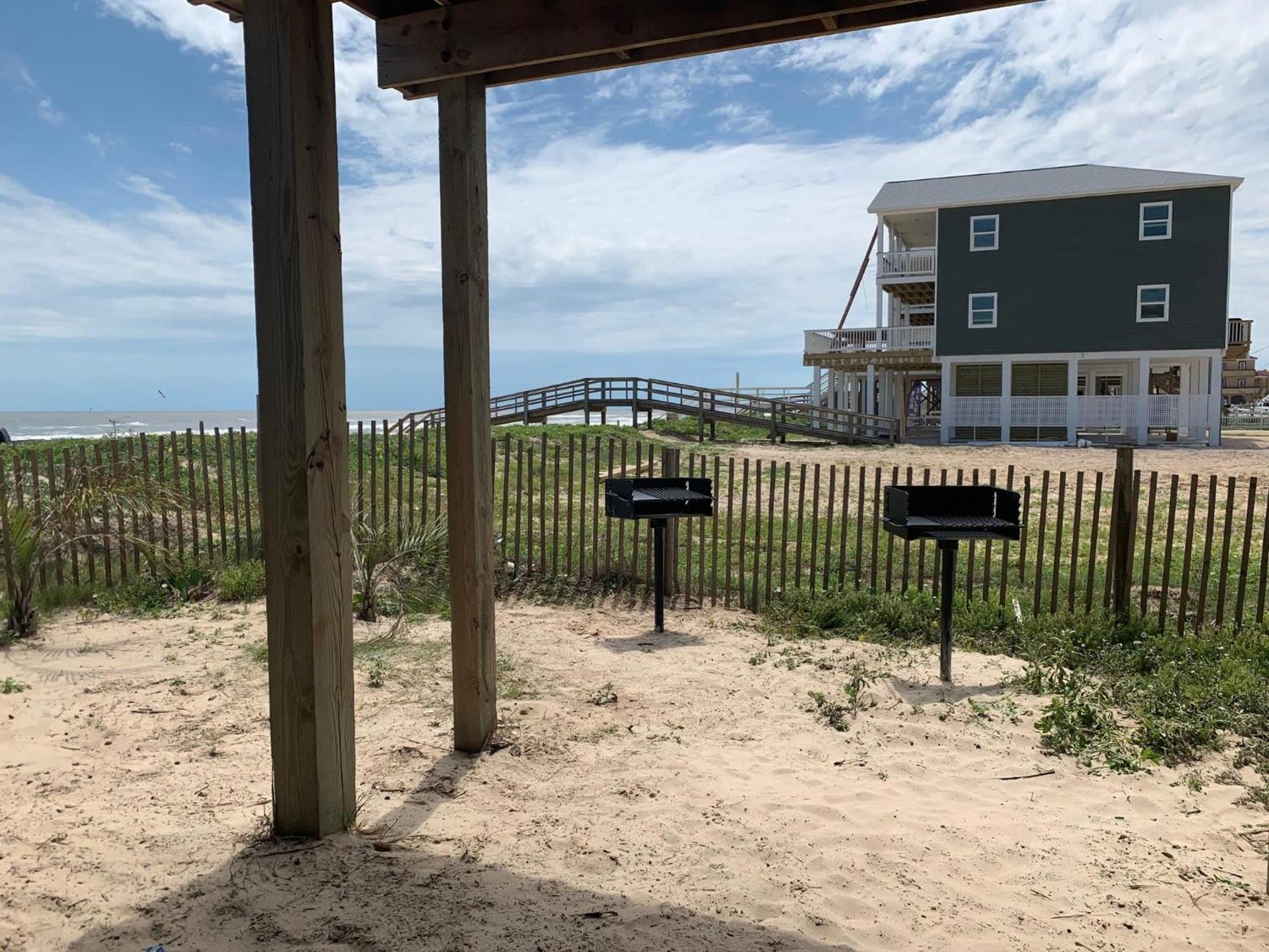 Unobstructed Oceanfront Sand Dollar Unit 7 Beach Pad! Vila Surfside Beach Exterior foto